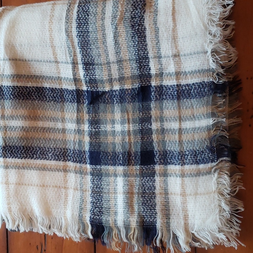 🌟2 / $20🌟NWOT FUNKY MONKEY RUSTIC RIVER BLANKET SCARF - Picture 2 of 2